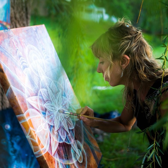 Meet your Posher, Elizabeth - Picture 1 of 1